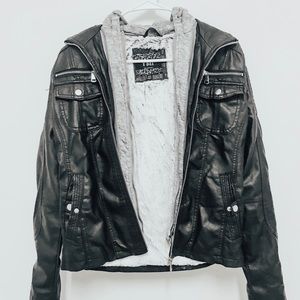b l a c k leather jacket